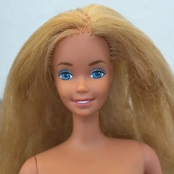 Superstar‎ Era 1980s Vintage Blonde Mattel Barbie Doll 80s