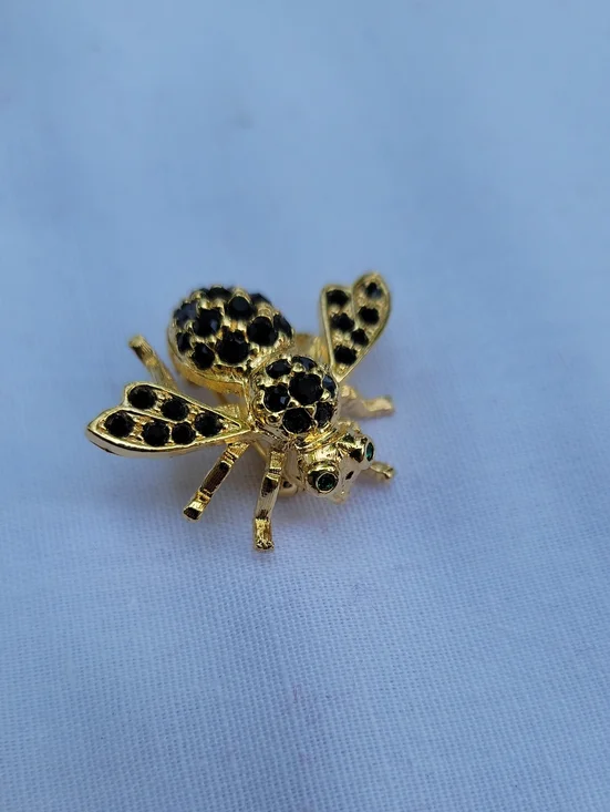 Vintage Joan Rivers Gold Bee Brooch with Black Accents Green Eyes