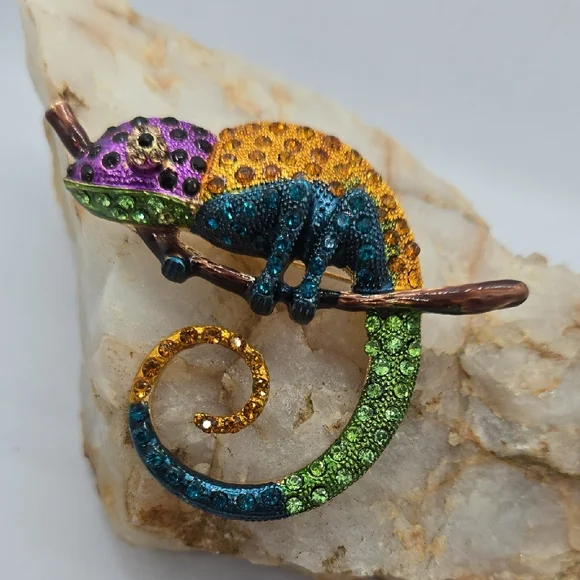 Colorful Chameleon Rhinestone Brooch Large Crystal Lizard Pin Statement Jewelry