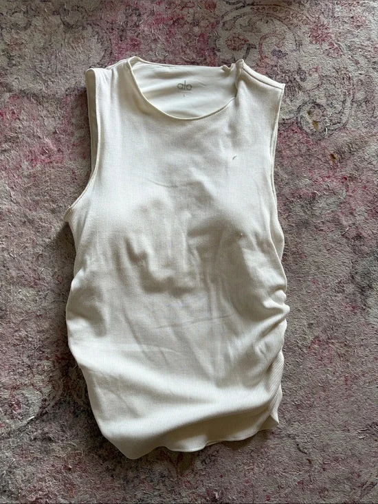 ALO Yoga Cream Ribbed Scoop Neck Tank