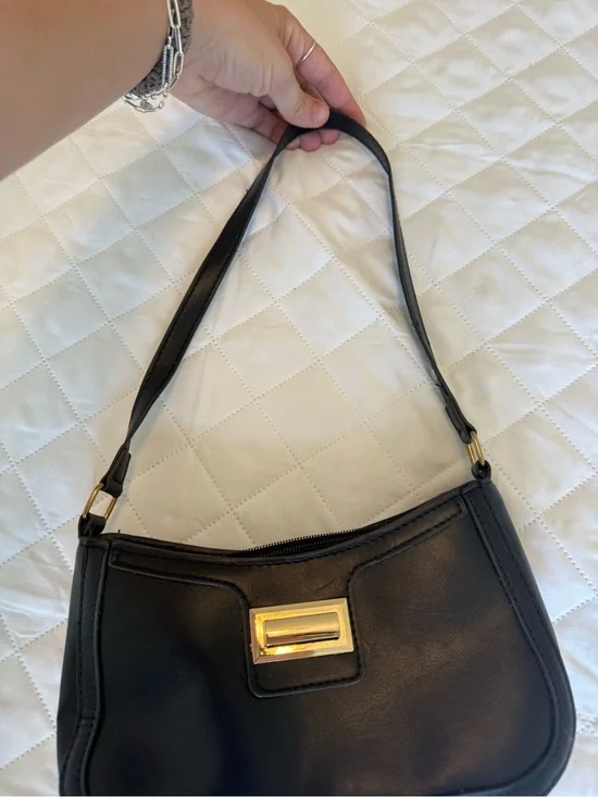 SHEIN Black Shoulder Bag with Gold Hardware