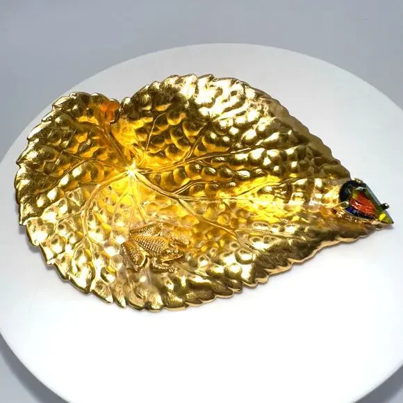 Vintage massive gold tone 3D leaf frog green brown AB rhinestone brooch