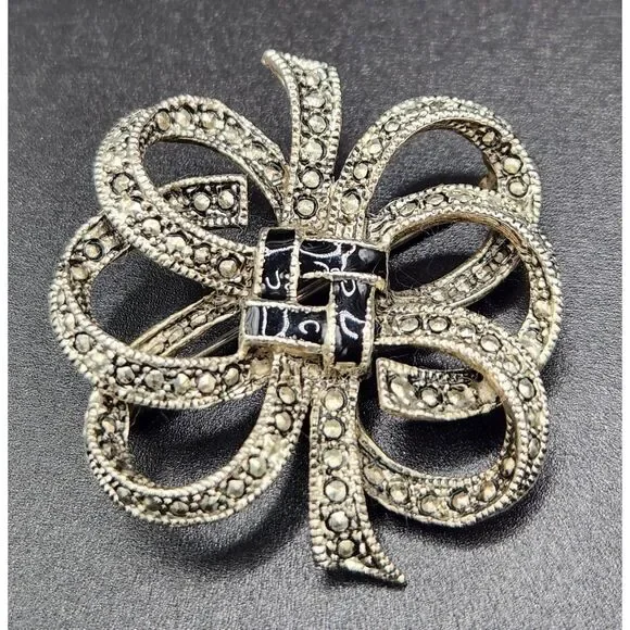 Vintage Silver-toned Marcasite Brooch