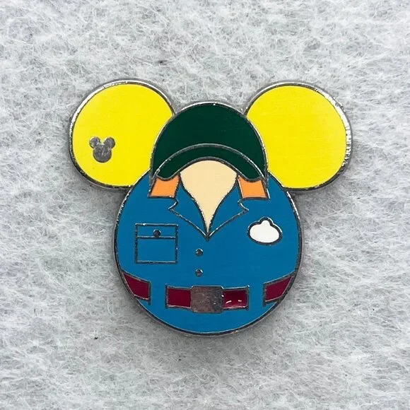 🔮‎ 5/$25 Disney Cast Costume Muppet Vision 3D Pin