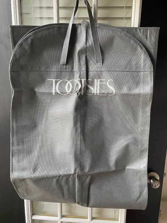 Tootsies Gray Garment/Travel Bag