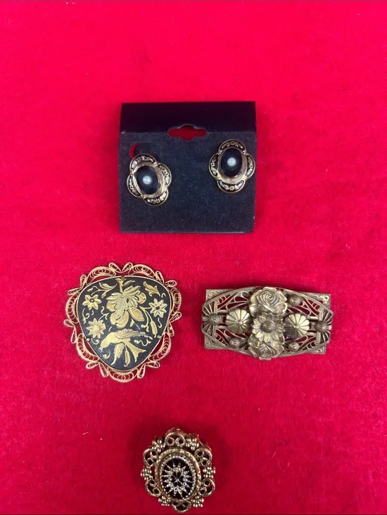 Vintage-Inspired Gold and Black Floral Brooch Set - Women Jewelry