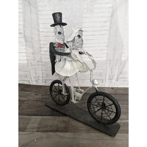 Metal‎ sparkle skeleton bike couple wedding Hallowe