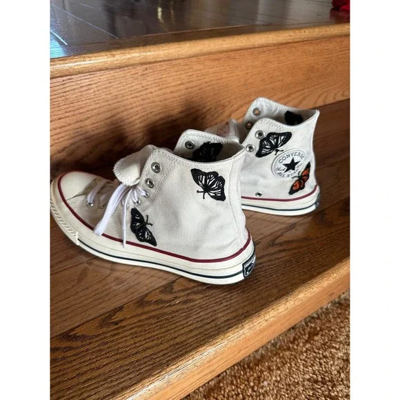 Converse Chuck Taylor All Star High Top Butterfly Embroidered‎ Cream Canvas