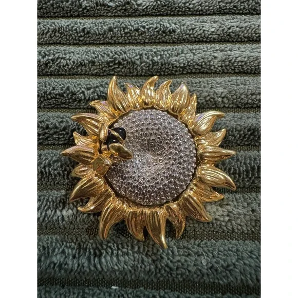 Liz Claibourne Gold Sunflower‎ Brooch Pin with Bee Rhinestone Center