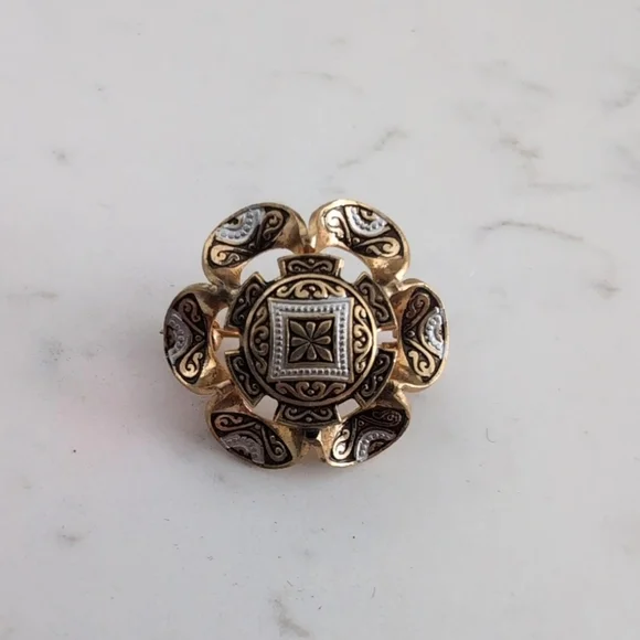 Vintage Gold Tone Filigree Flower Brooch Pin Ornate Scrollwork Antique Style