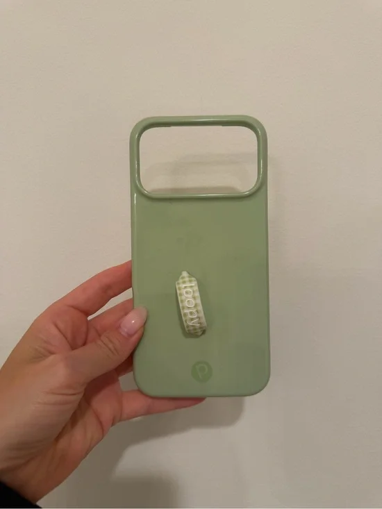 iPhone 17 pro max Loopy case