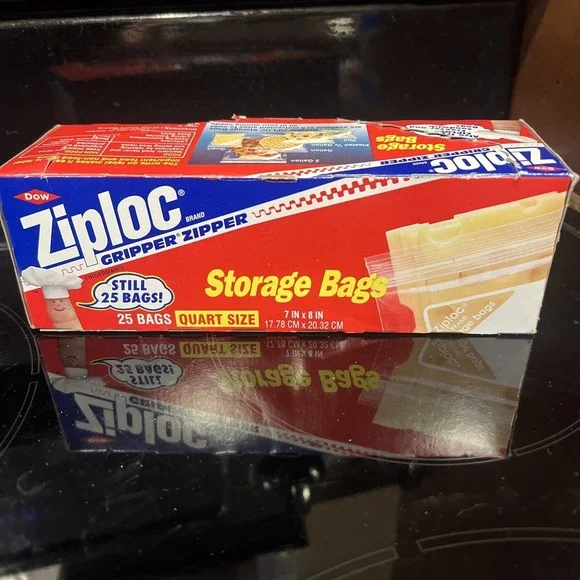 Vintage 1989 Ziploc Quart Storage Bags Gripper Zipper - Open Box Appears Full