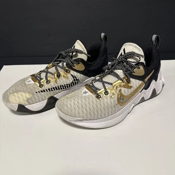 Nike Giannis Immortality Championship Size 10.5 White Gold CZ4099-100 Basketball