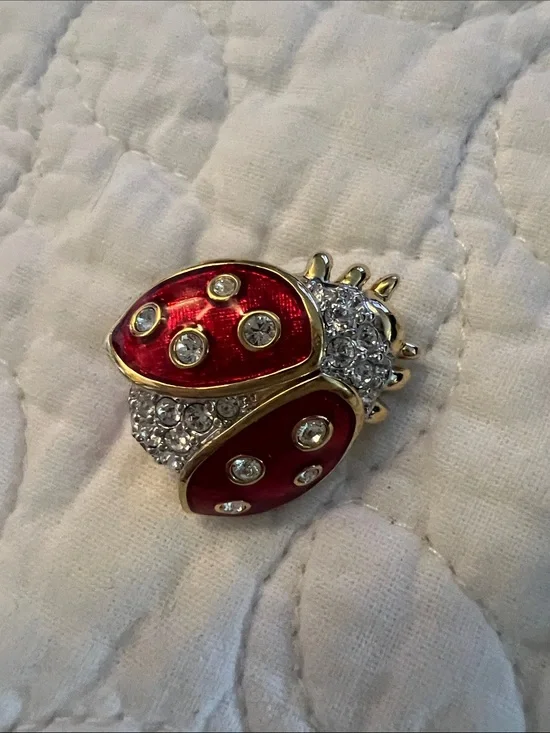 Red Crystal Ladybug Swarovski Brooch Pin - Gold Tone