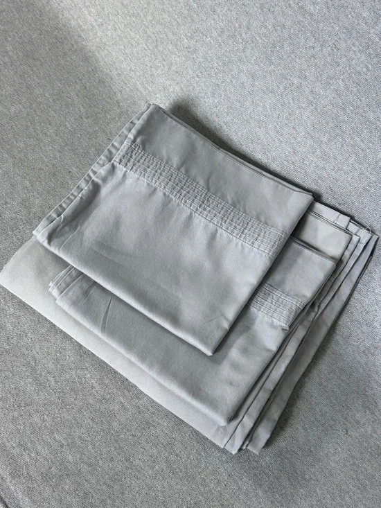 Pottery Barn: King Flat Sheet + 2 King Pillowcases Set