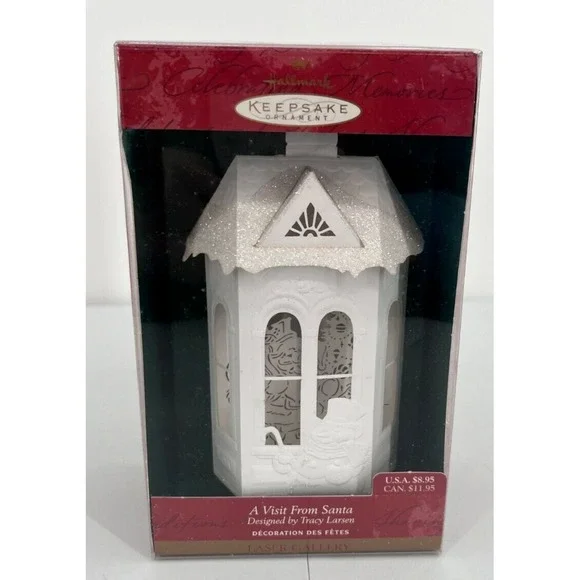 Hallmark Keepsake Ornament 2020‎ A VISIT FROM SANTA - ATTACHES TO LIGHT STRING