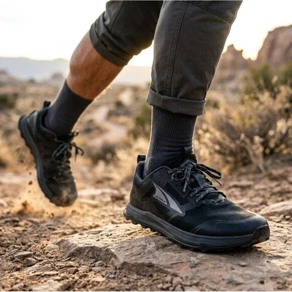 Altra Lone Peak 8 Men Sz 9 Black Zero Drop Wide Hiking/Outdoor/Trail AL0A85NC020