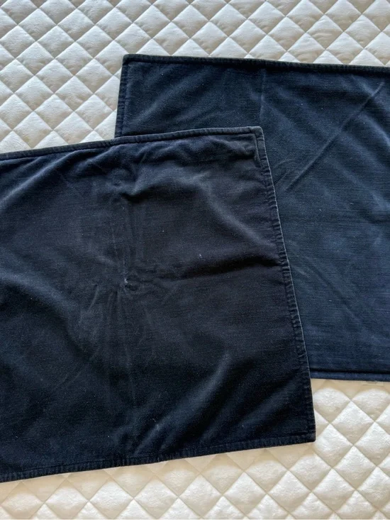 Set of 2 Pottery Barn Everywhere Velvet Pillow Covers 20x20 Midnight Blue Navy