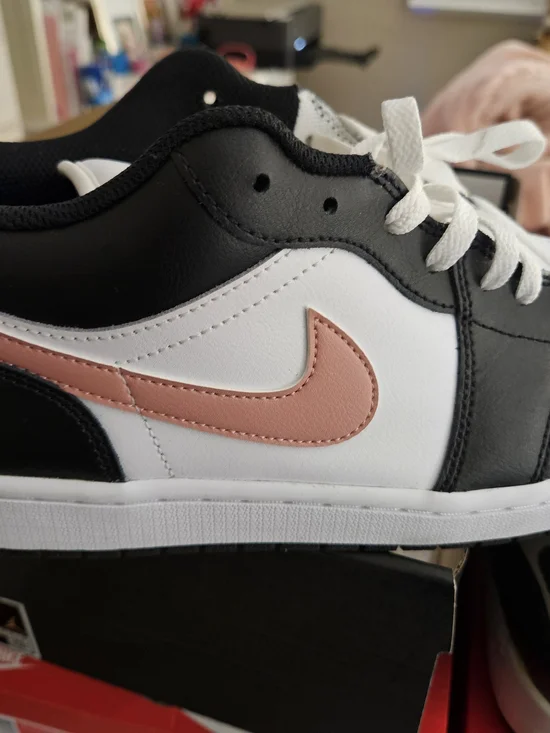 Nike Kids Low-Top Sneakers - Black, White & Pink Swoosh