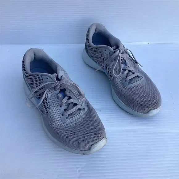 Nike Women's Revolution 3 Running Shoes‎ Gray Size 8 Athletic Low Top
