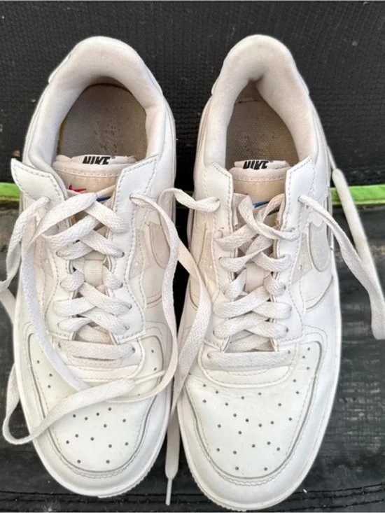 Nike White Low-Top Leather Sneakers