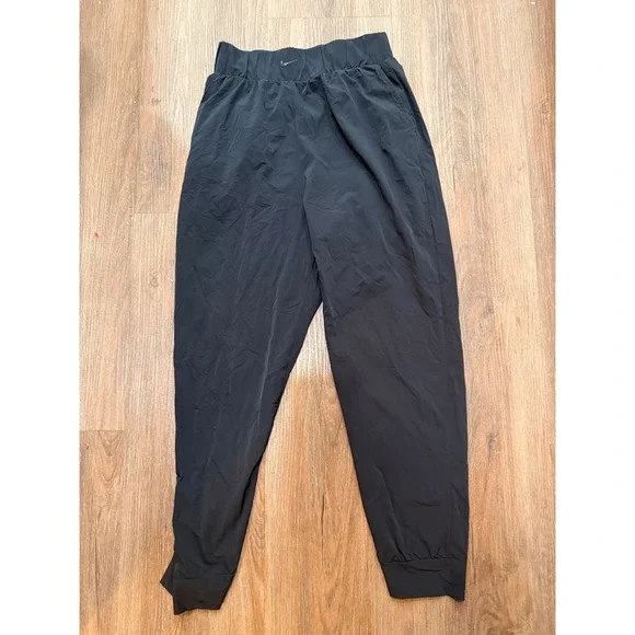 Nike Dri-FIT Women's Black Jogger Pants Elastic Waist Athletic Sz‎ M