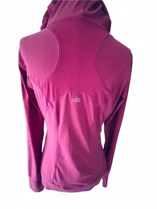 ALO Yoga Women's Hooded Performance Jacket in Deep Magenta