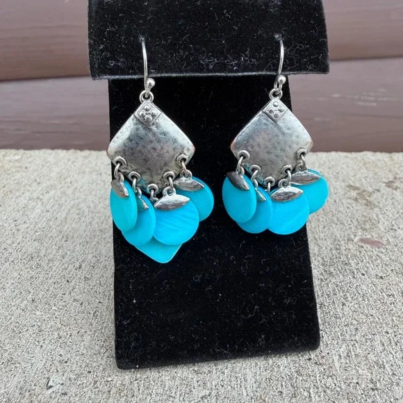 Hammered‎ Silver Blue Shell Disc Chandelier Earrings Boho Statement Dangle