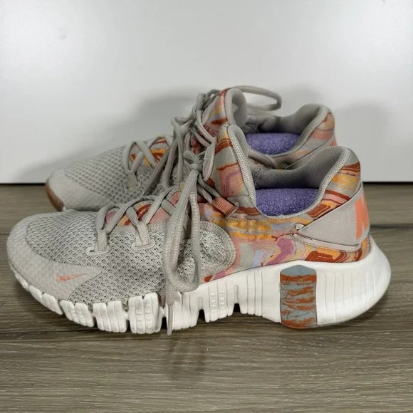 Nike Free Metcon 4 Womens Training Shoes Desert Sand Crimson DJ3075-064 Size 8