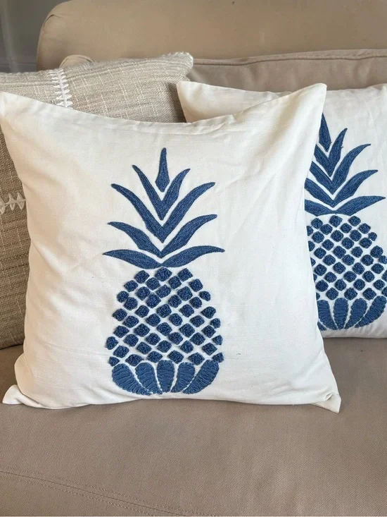 Pottery Barn || Pineapple Embroidered Pillow Cover Pair Set 2 Ivory Blue 18 x 18