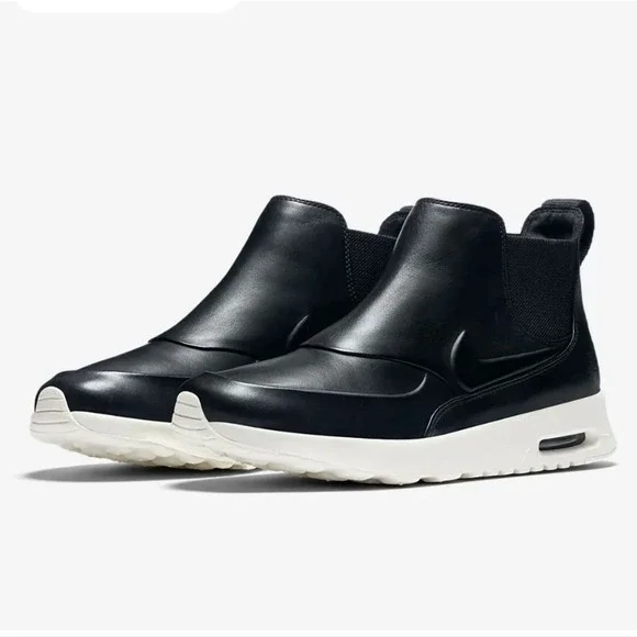 Nike Air Max Thea Mid Leather Ankle Boots Sneakers Black White Womens Size 8 New