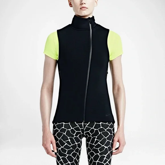 Nike Therma-Sphere Max Training Vest in Black