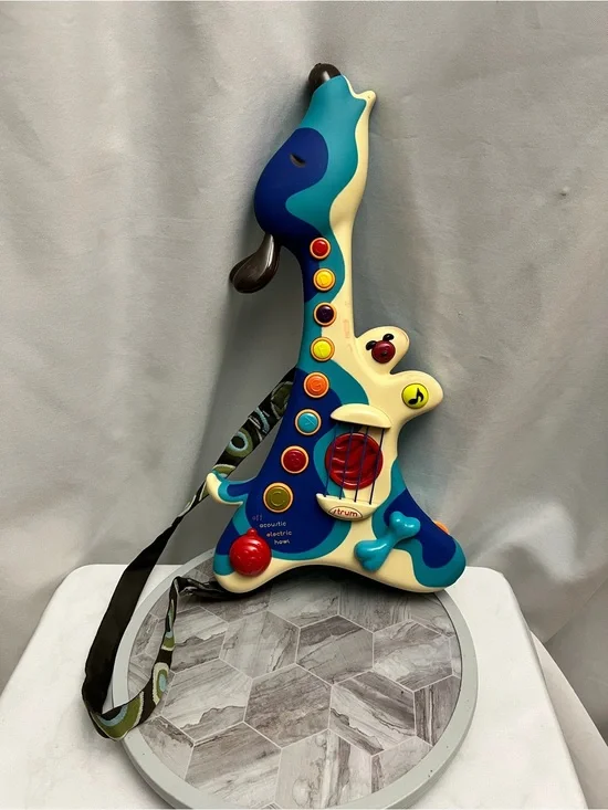 B. Toys Woofer Interactive Hound Dog Guitar Musical Toy Strap Tested Working
