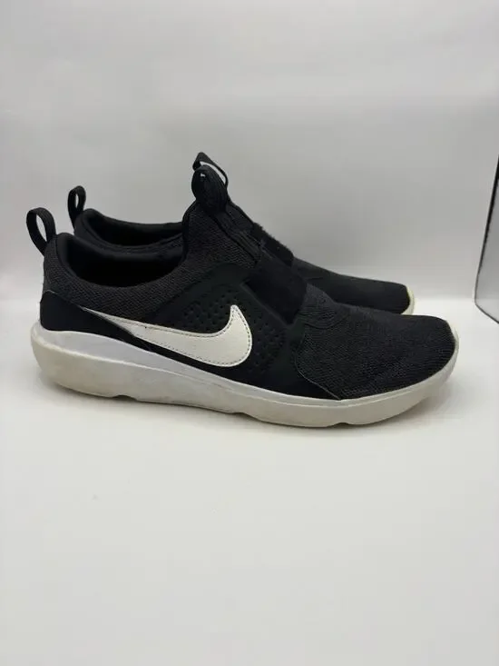 Nike Men’s AD Comfort Slip On Sneakers Black/White Size 10.5