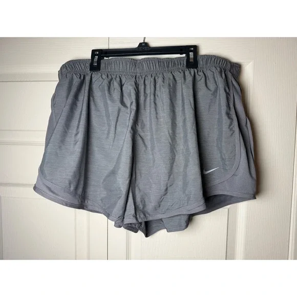 Nike Womens Tempo Running Shorts Grey Heather Size 1X NWT