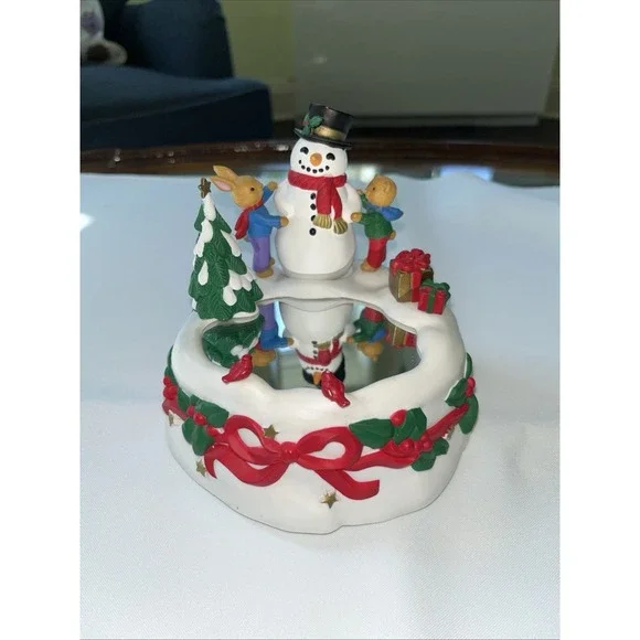 Vtg Avon Musical Twirling Skaters Have Your Self A Merry Little Christmas 1996