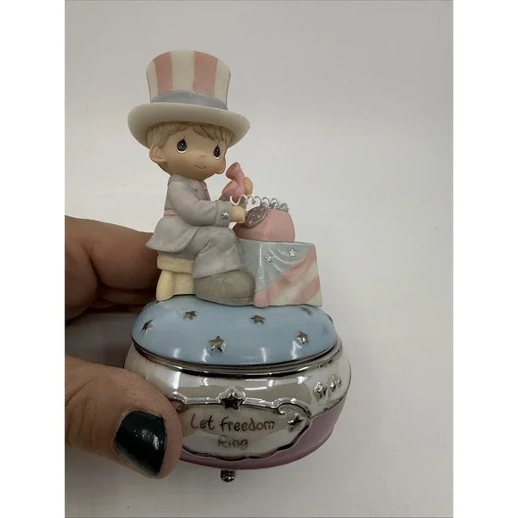 Precious Moments Let Freedom Ring Porcelain Music Trinket Box A0254 2003 Works