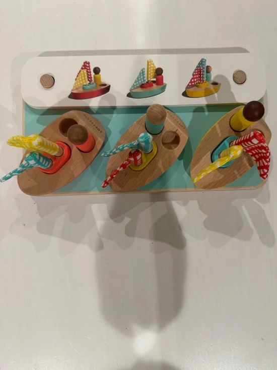 Pattern Match Boats Cards Set Wooden Sailboat Peg Toy LOVEVERY Analyst Play Kit