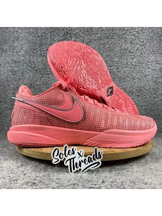 Nike LeBron 20 Pink Diamond Size 9.5 Men Basketball DJ5423-600