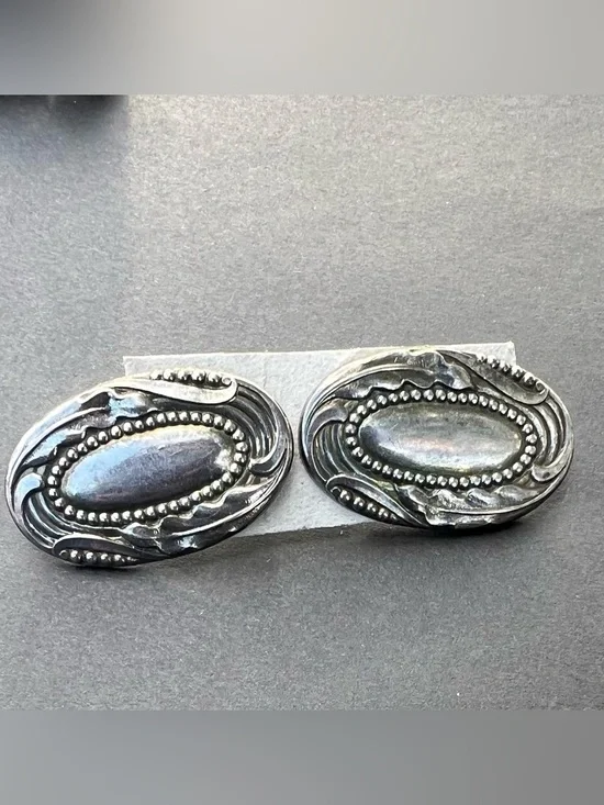 Vintage-Style Oval Silver Tone Earrings