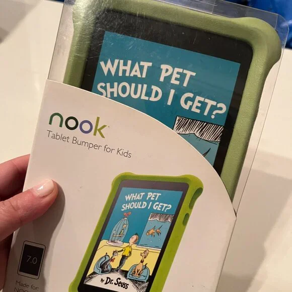 Tablet Bumper for a Kid's Nook T (GREEN) (book/x/NEW) (For 7
