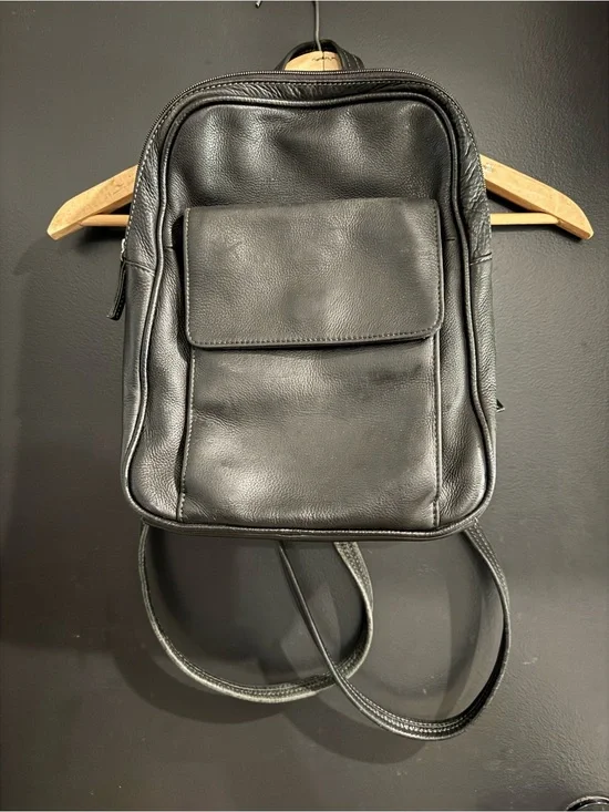 Vintage Y2K Minimalist Black Leather Travel Mini Backpack