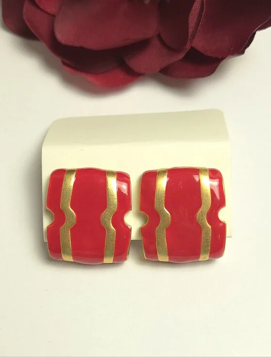 Vintage Bright Red & Brushed Gold Geometric Design Earrings Clip on Heavy