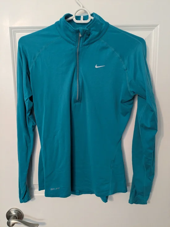 Nike Dri-FIT Long Sleeve Quarter-Zip