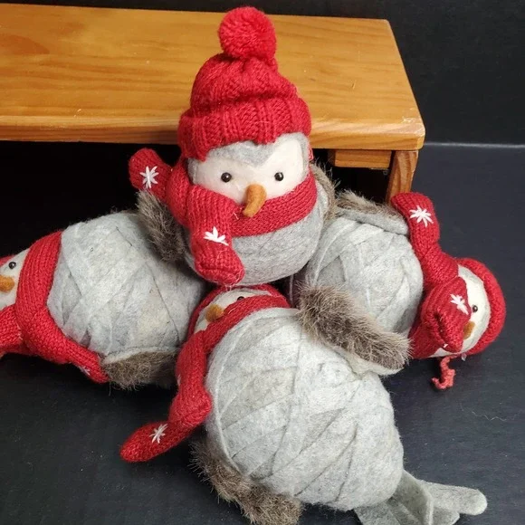 Gray‎ Felt Christmas Birds W/ Red Winter Hat Scarf Set Of 4 Tiered Tray Decor *