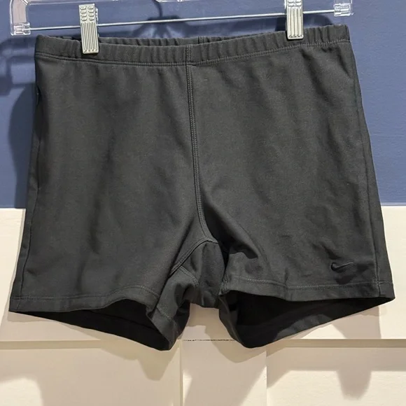 Nike Women's Dark Gray Athletic Shorts Size M Like New!!