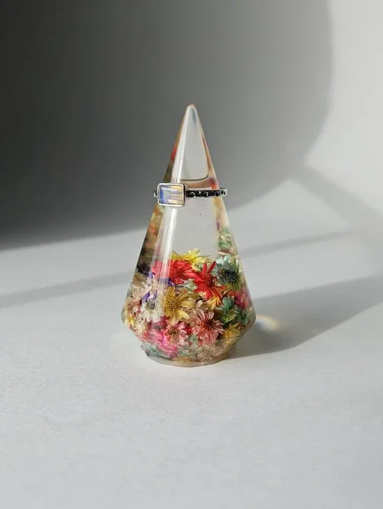 Handmade Rainbow Floral Resin Ring Holder Cottagecore Fairy Decor Jewelry Displa