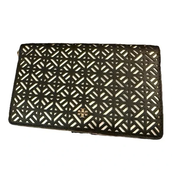 Tory Burch Fret-T wallet Wrislet on a Black & White Lace Cut Out Zip Around