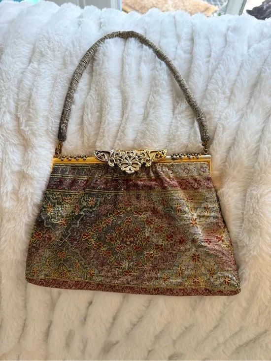 Vintage French Beaded Floral Evening Bag - Gold Accent, tapestry pattern
