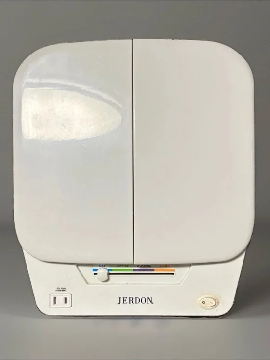 Vintage Jerdon Euro Tri-Fold Lighted Vanity Makeup Mirror 5x magnify 4 Settings
